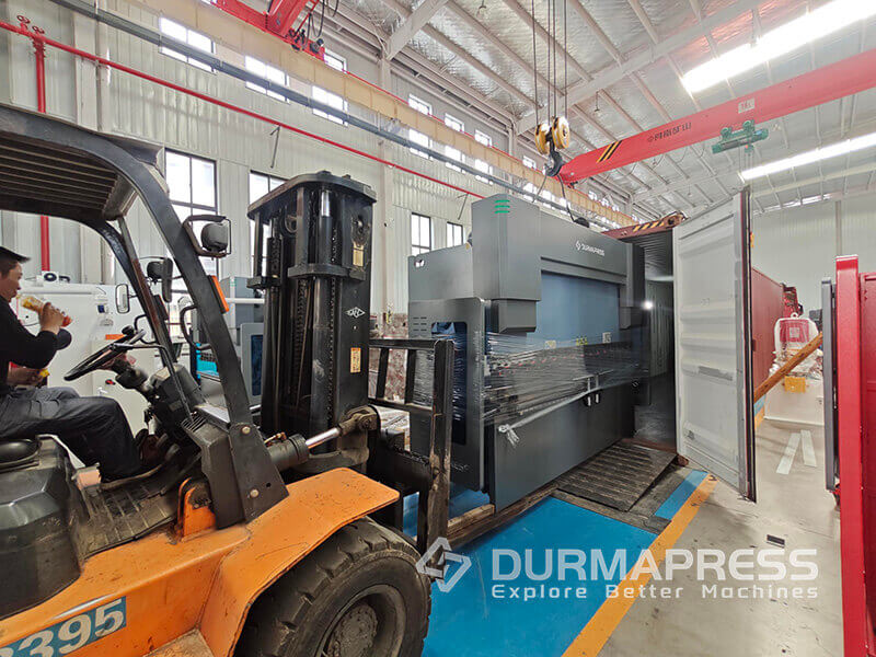 press brakes and 1 shearing machine were sent to Russia and Serbia(4)