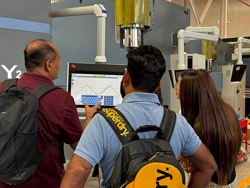 Visits to Australian and Indian customers(10)