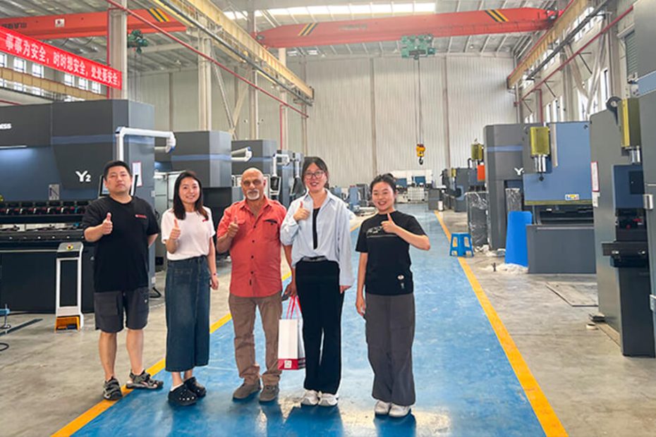 Turkish and Syrian customers visited(13)