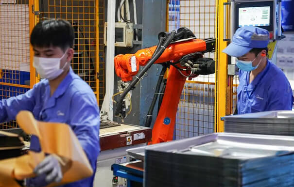 Traditional sheet metal workshop