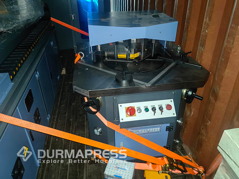 DP-ES 135T2500 Hydraulic Press BrakeQC12K-62500 Hydraulic Shearing Machine DW63CNC×2A- 1S Pipe Bending Machine QA28Y-6250 Angle Notching Machine to Saudi Arabia(4)