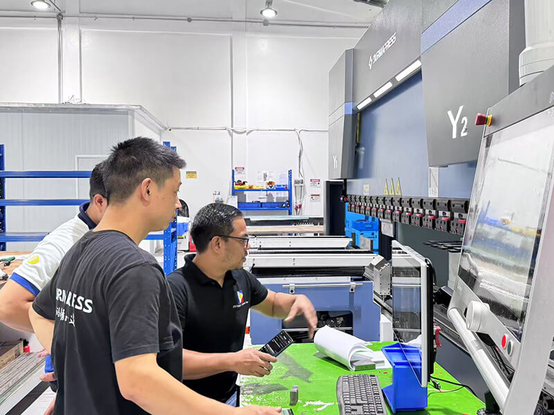 Go to the Philippine branch of a German customer to help the customer debug the machine(6)