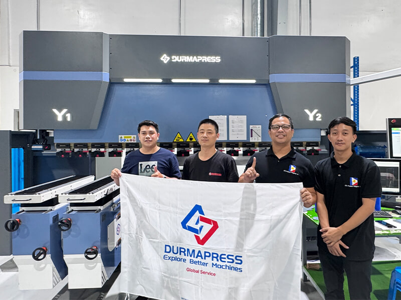Go to the Philippine branch of a German customer to help the customer debug the machine(11)