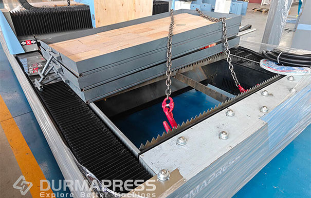 Fiber Laser cutting machine and All electric Press Brake shipped to Ukraine_06