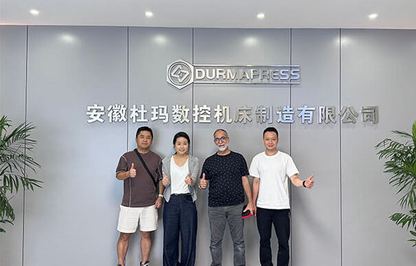 Customer visits from Lebanon and Algeria(3)