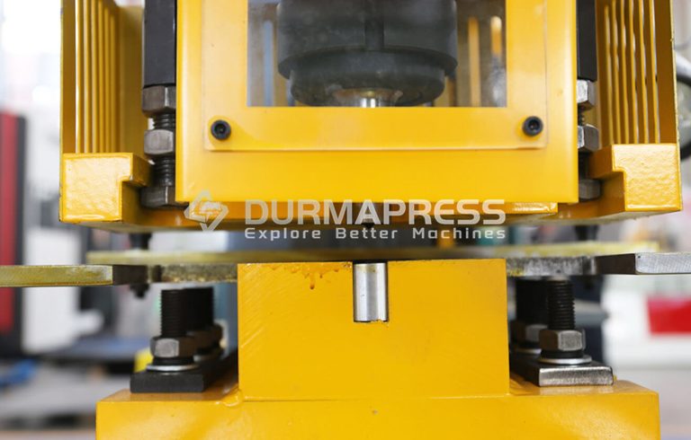 Hydraulic Ironworker Machine10