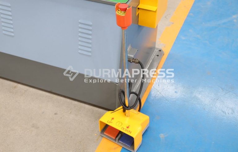 Hydraulic Ironworker Machine7