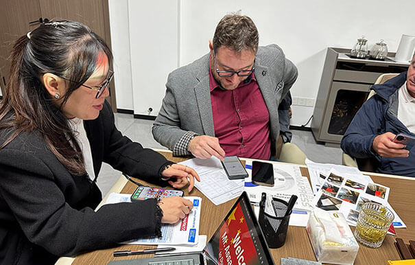 Italian customers visit(8)