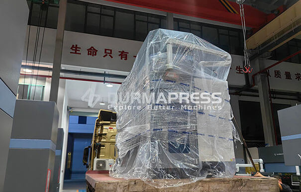 DP-ES Pro Max 100T3200 Hydraulic Press Brake shipped to Greece(1)