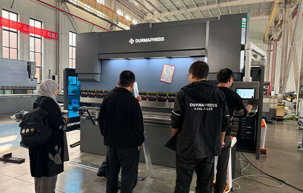 Iraqi customer visit（7）