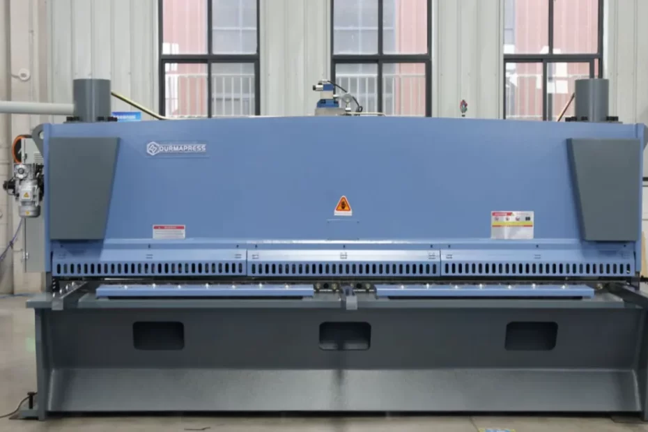 Máquina de cisalhamento