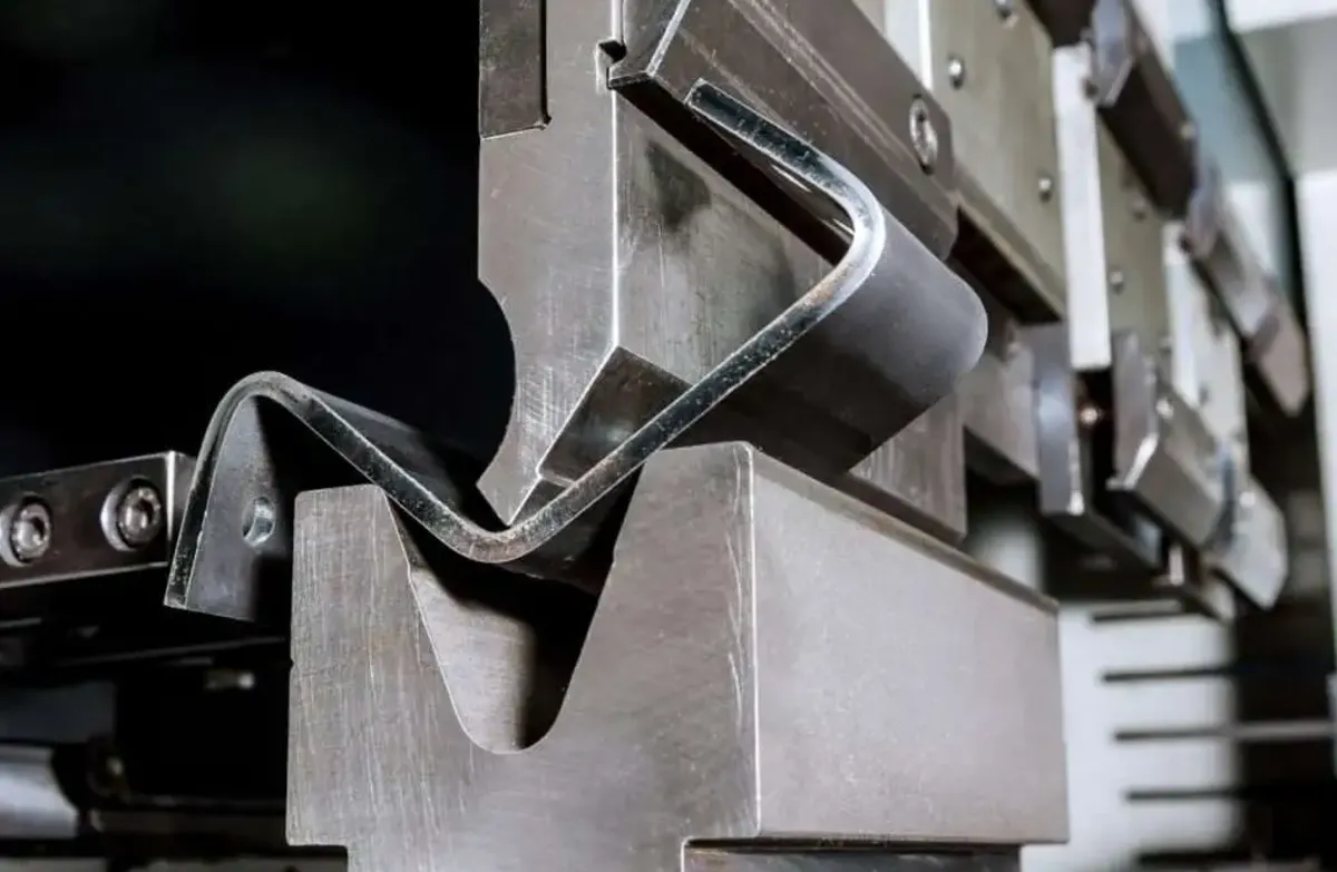 sheet metal bending cracks surface fracture example