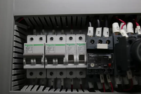 Reliable Schneider® electrical components ensuring safe and stable press brake operation