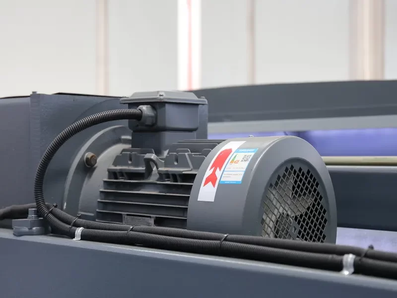 Guide to Hydraulic Shearing Machine Specifications | Industrial Metal ...
