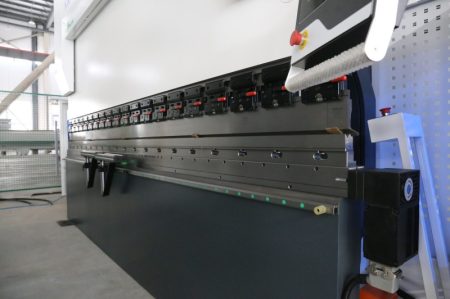 press brake (4)